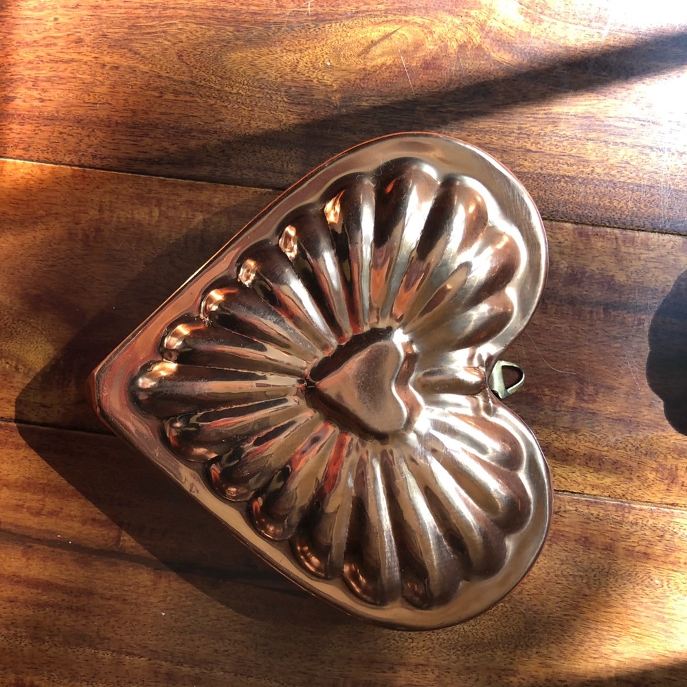 Copper heart mold. Vintage!